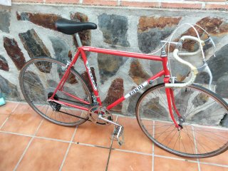 Bicicleta carretera clásica Fondi Dani