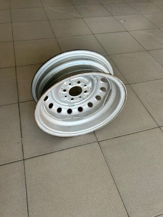 Llanta Seat/Fiat Clásicos 13x4,5