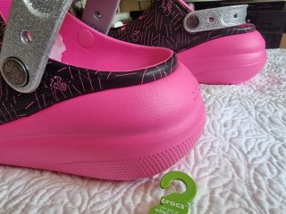 Crocs Barbie Edición Limitada