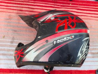 Pack Motocross/Enduro Hebo: Peto + Rodilleras