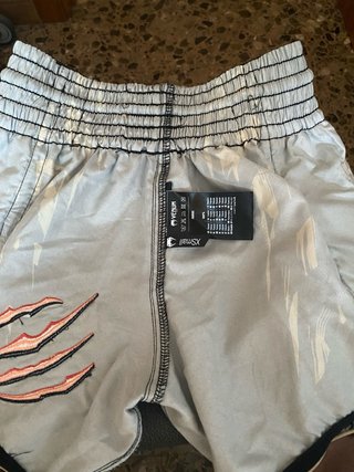 Pantalón Muay Thai Venum