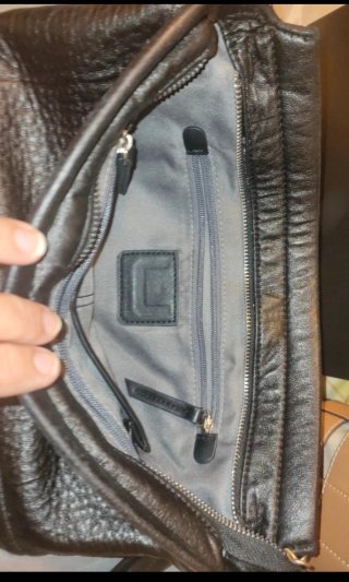 Bolso de mano negro