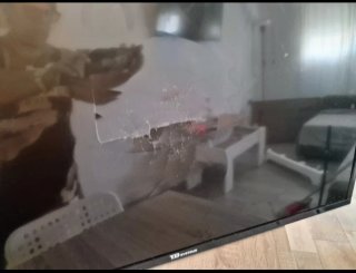 TD Systems TV para piezas y soporte brazo pared