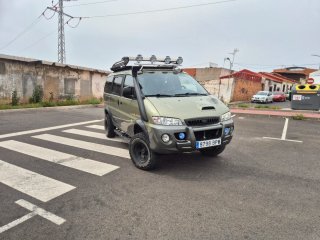 Hyundai H-1 2001