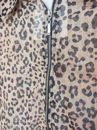 Camisa Bershka animal print cremallera S