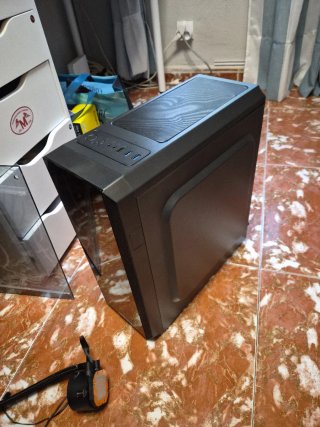 Gabinete PC Negro