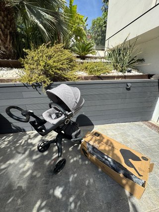 Carro y cuco bebé Stokke Xplory