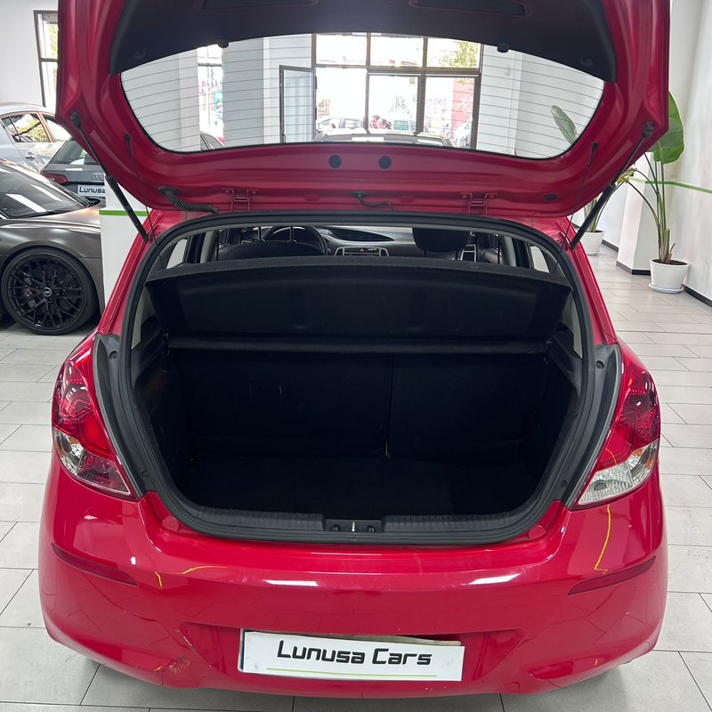 Hyundai i20 2013, foto 8