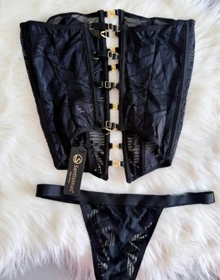 Conjunto Crop Top y Tanga Santisimas Negro