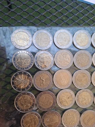 Lote 31 Monedas 2 Euros Varias