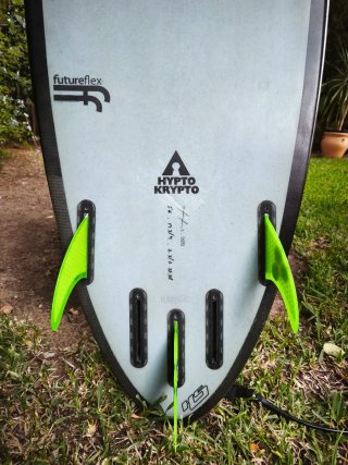 Tabla Surf + Quillas + invento + quillas