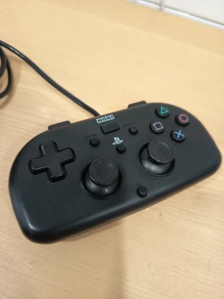 Mandos Hori Wired Mini Gamepad  Negro y Rojo
