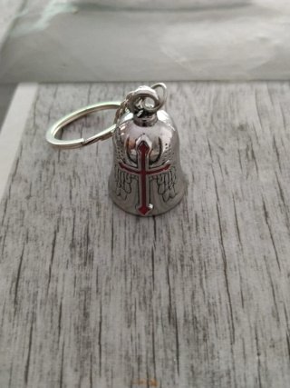 Campana Amuleto Cruz Alas Llavero