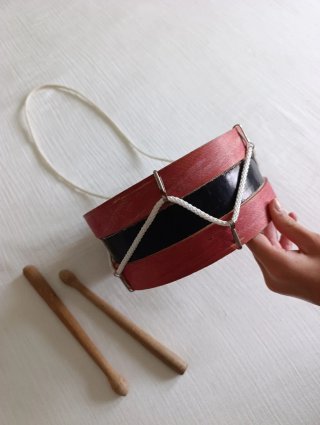 Tamburi per bambini con bacchette
