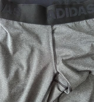 Leggings deportivos Adidas mujer gris y negro