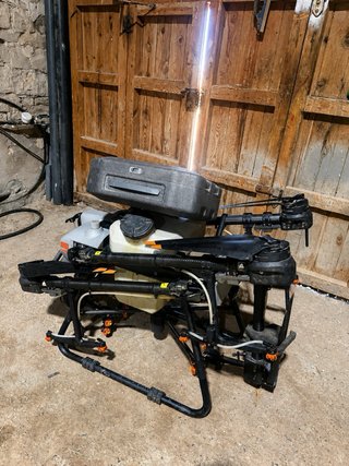 DJI Agras T30 - Solo Dron