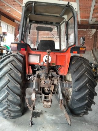 Tractor Kubota M7950