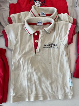 Uniforme Aurora 2: Mochila, Ropa y Más (80€)