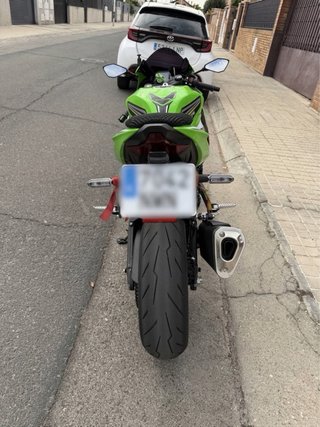 Kawasaki ZX6R