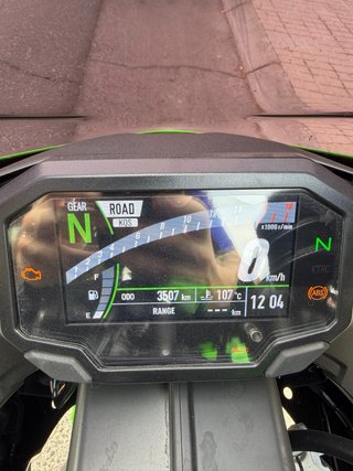 Kawasaki ZX6R
