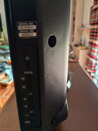 TV Sony Bravia 42 Negra con mando