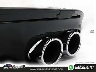 DIFUSOR TRASERO CON COLAS CROMO MERCEDES CLASE C KOMBI/SEDAN W205 NEGRO BRILLO