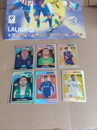 LALIGA FANTASY Colecciones Este 26-27