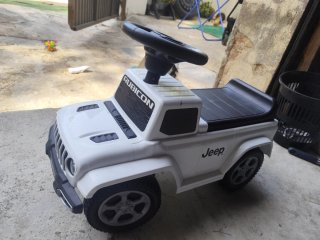 Cochecito Jeep Rubicon para niños