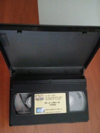 Cinta VHS En la línea de fuego