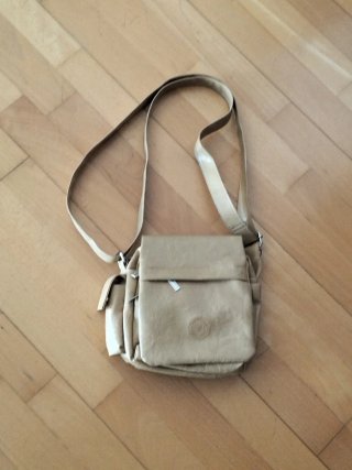 Bolso bandolera beige nuevo