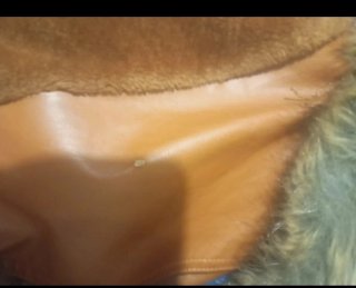 Abrigo de mujer con cuello de pelo