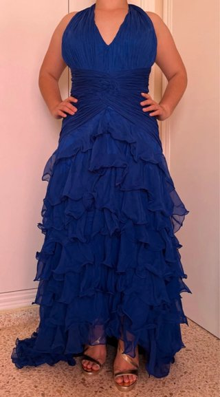 Vestido de fiesta gasa azul pavo con cola talla 38