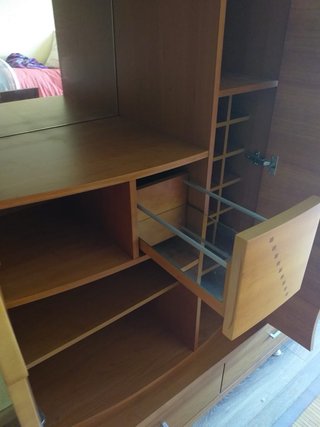 Mueble bar de madera de alta calidad