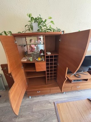 Mueble bar de madera de alta calidad