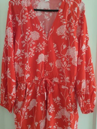 Mono rojo estampado floral H&M