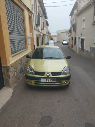 Renault Clio 2004