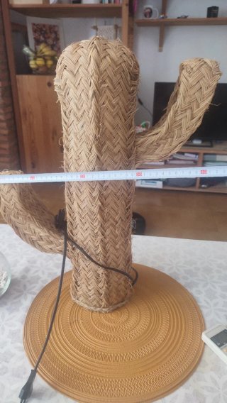 Lámpara Cactus Esparto hecha a mano