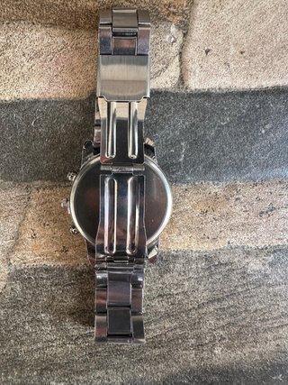 Reloj Geneva Plateado con Cristales