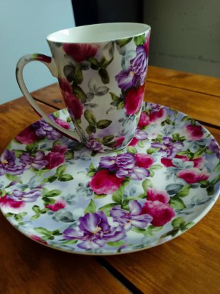 Set Tazza e Piattino Porcellana Fiori