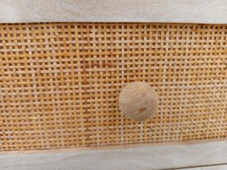 Cómoda Maisons du Monde Madera Clara y Ratán
