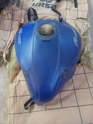 Funda depósito Honda Hornet azul