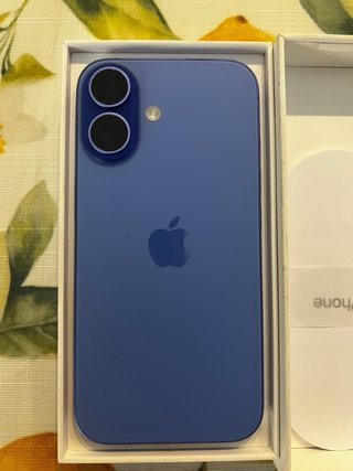 iPhone 16 256GB Azul
