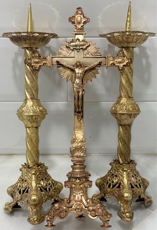 ANTIGUA CRUZ DE ALTAR Y HACHEROS FRANCIA S. XIX