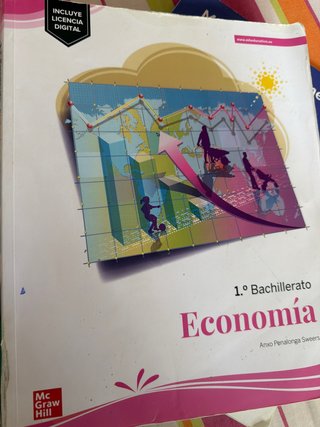 Economía 1.o Bachillerato