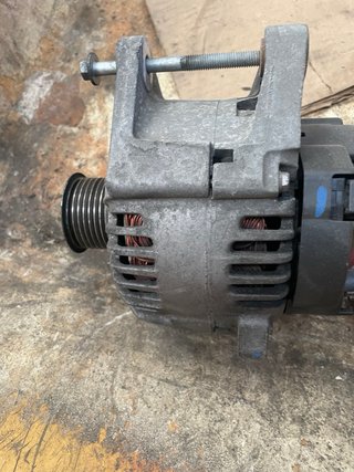 Alternador Renault Scenic 1.9 dci 8200667610