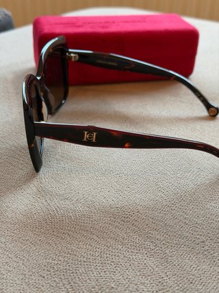 Gafas de sol Carolina Herrera Tortoise