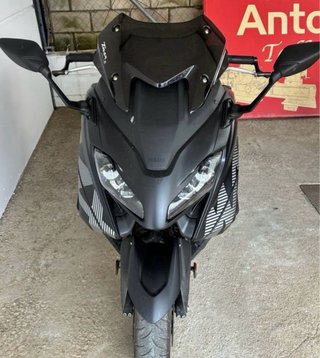 Yamaha TMAX 560