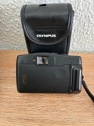 Confezione 2 Fotocamere Minolta e Olympus