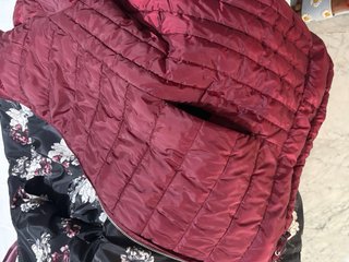 Chaquetón acolchado rojo y reversible Con bolsillo