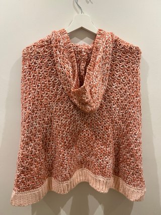Capa tejida rosa